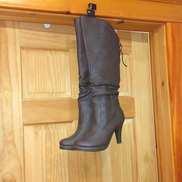 Knee high boots - Picture 5 of 6